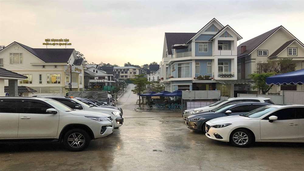 Thuê Xe hợp đồng Đà Lạt du lịch từ 4 chỗ, 7 chỗ, 16 chỗ giá tốt nhất